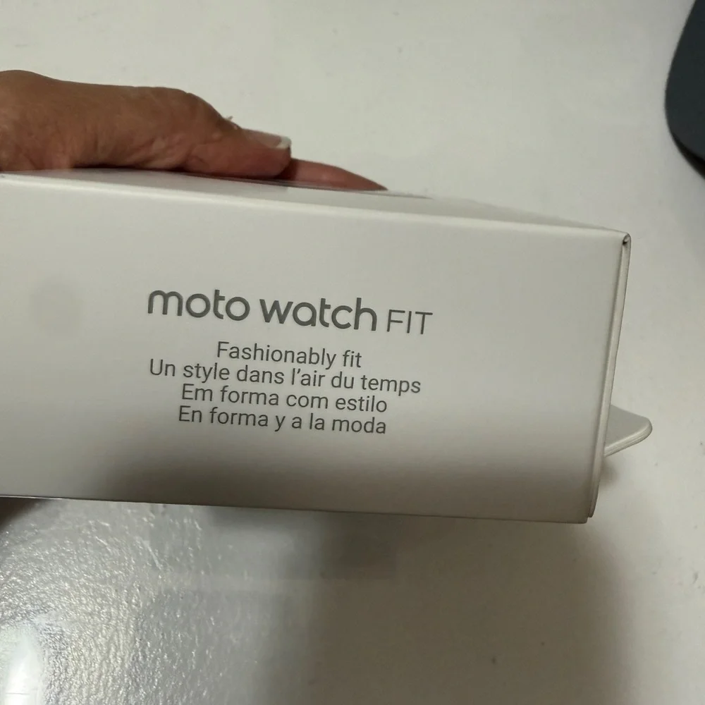 Motorola Moto Watch FIT - Black and Green never open new in the box